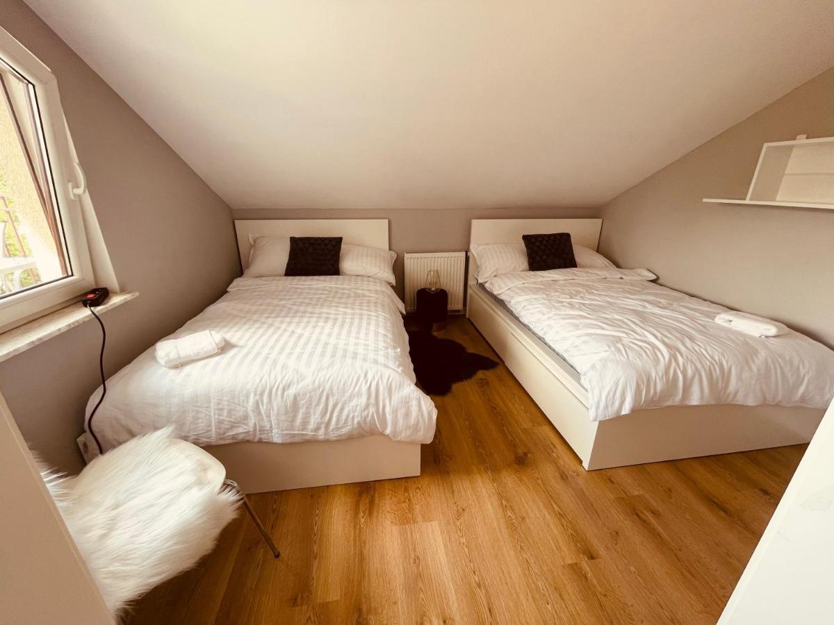 Apartamenty Ktw Penthouse Z Tarasem คาโตวีตเซ ภายนอก รูปภาพ